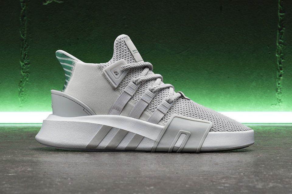Basketball Inspired Fashion sneaker Basket-Ball Inspired Fashion