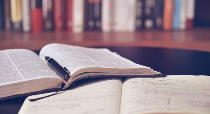 CURRICULUM IN TODAYS EDUCATIONAL TODAY'S EDUCATIONAL