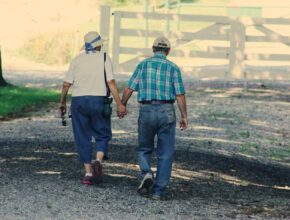 bb Caring for Aging Parents: Tips and Expert Advice