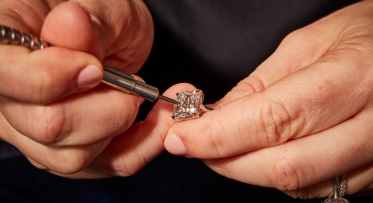 Web 1500 bri lab grown diamonds test ritani r3 jthompson 0553 145b55fc41804261b85c96b1ca63a28b Web 1500 bri lab grown diamonds test ritani r3 jthompson 0553 145b55fc41804261b85c96b1ca63a28b